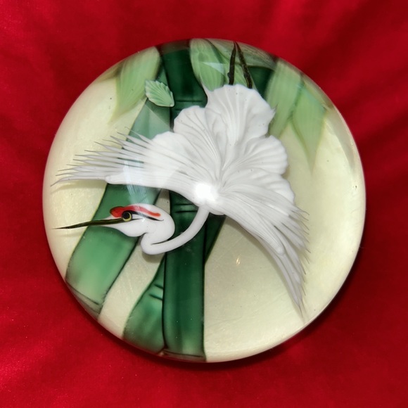 Lundberg Studios paperweight - Picture 2 of 13